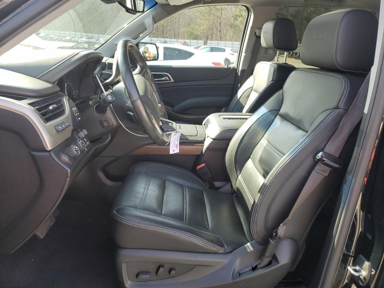 2019 GMC Yukon - Image 7