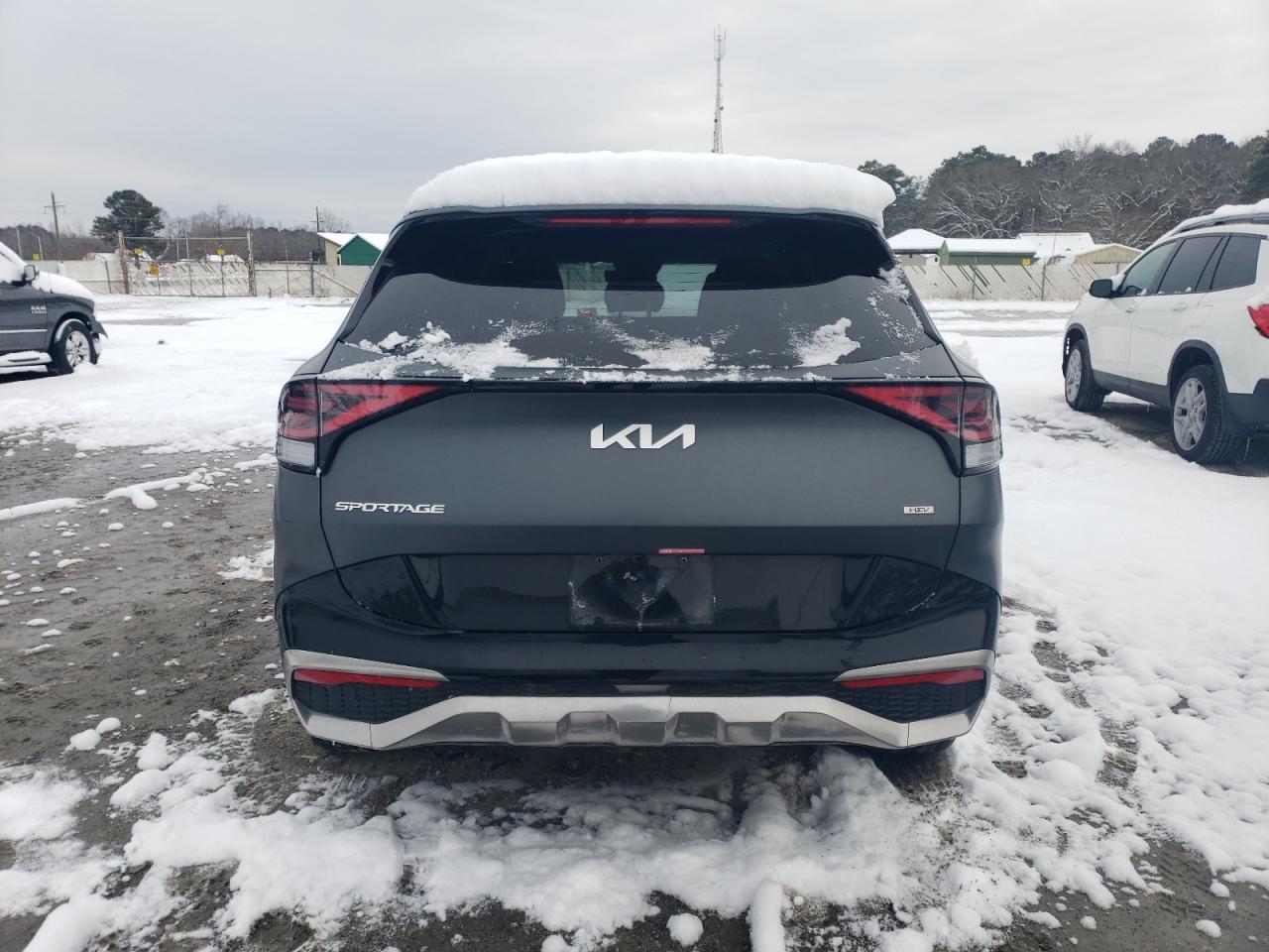 2024 Kia Sportage - Image 6
