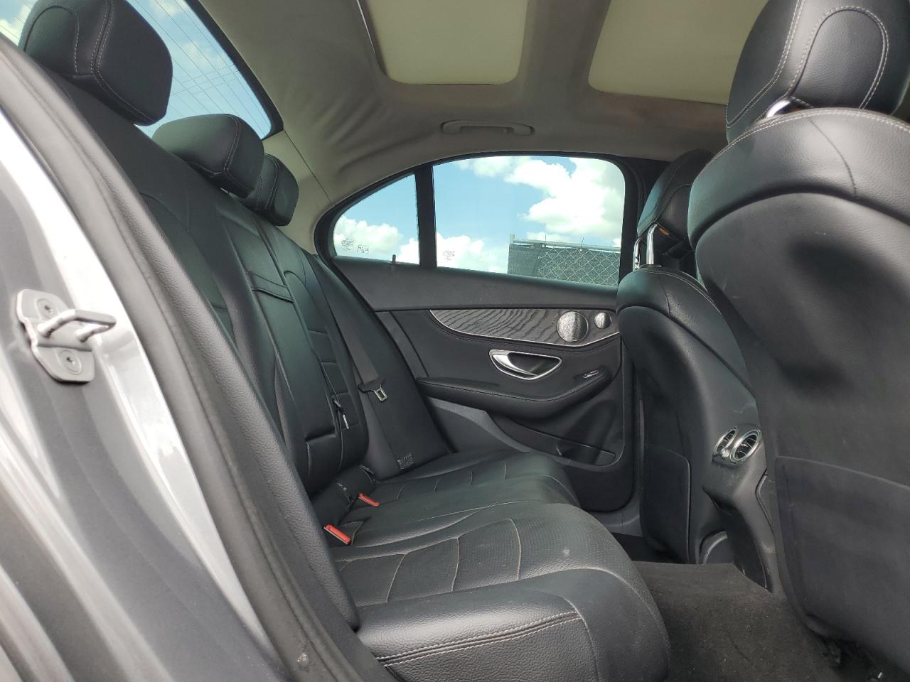 2015 Mercedes-Benz C-klasse - Image 10