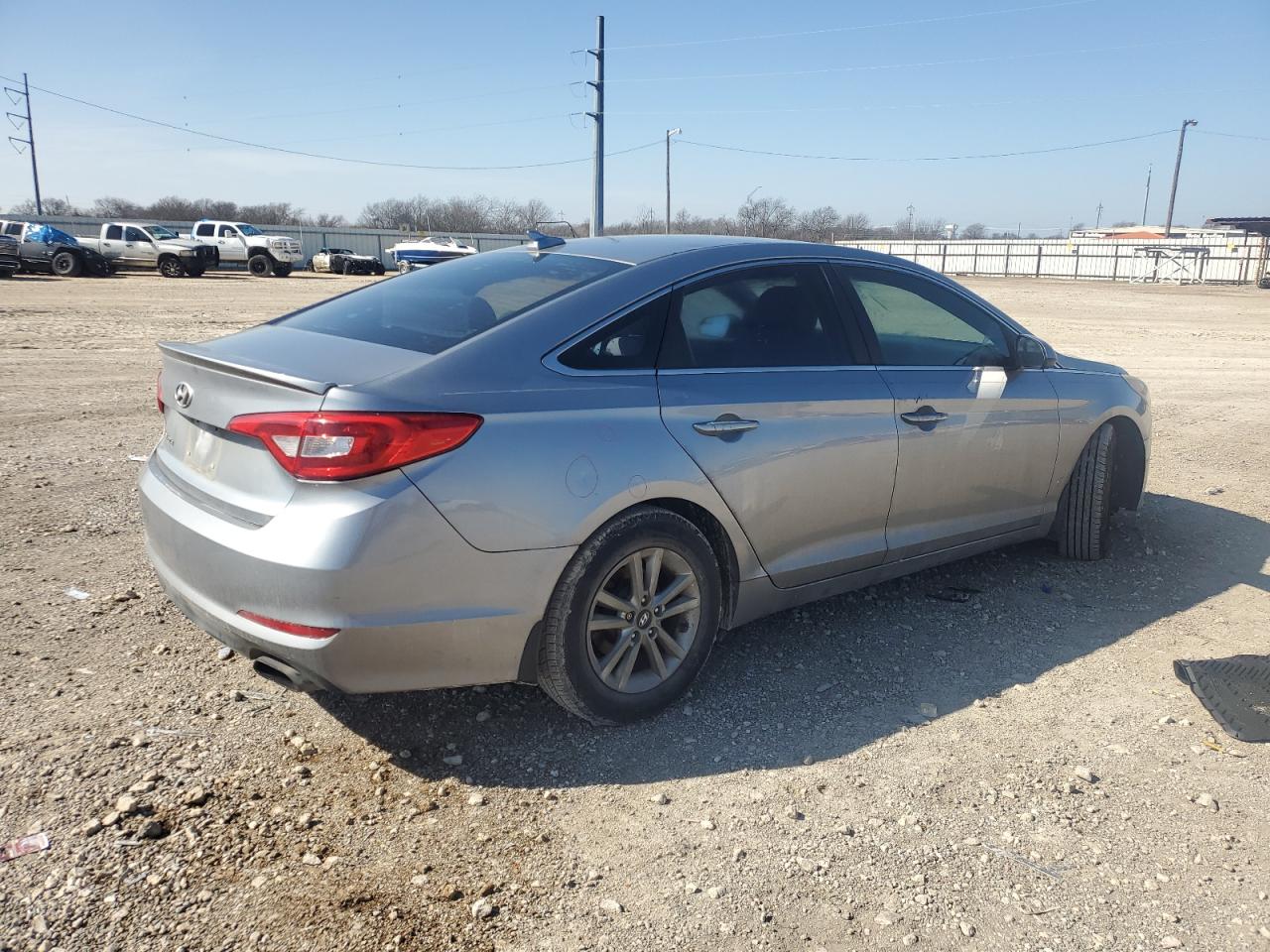 2015 Hyundai Sonata - Image 3