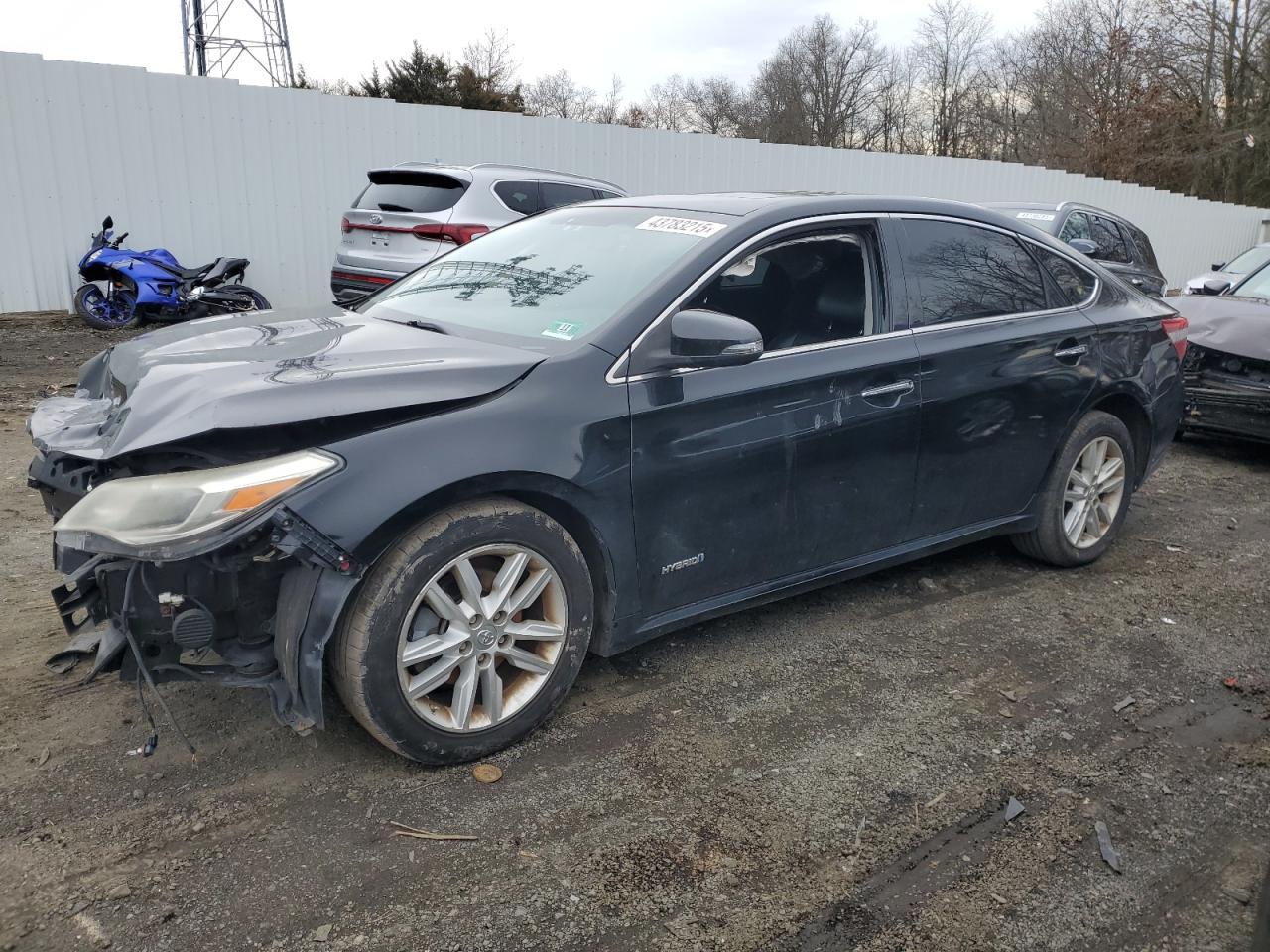 2013 Toyota Avalon - Image 1