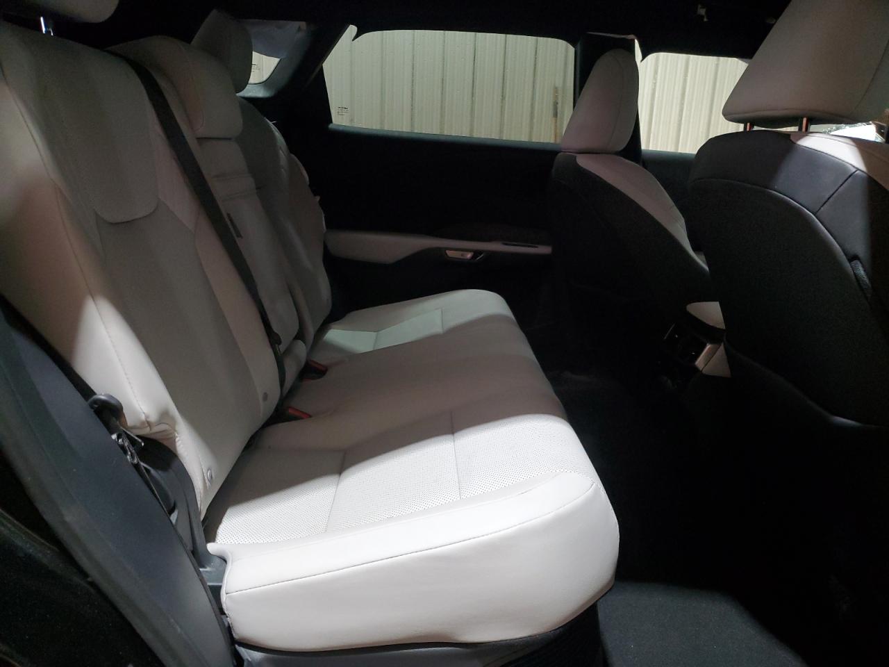 2023 Lexus RX - Image 10