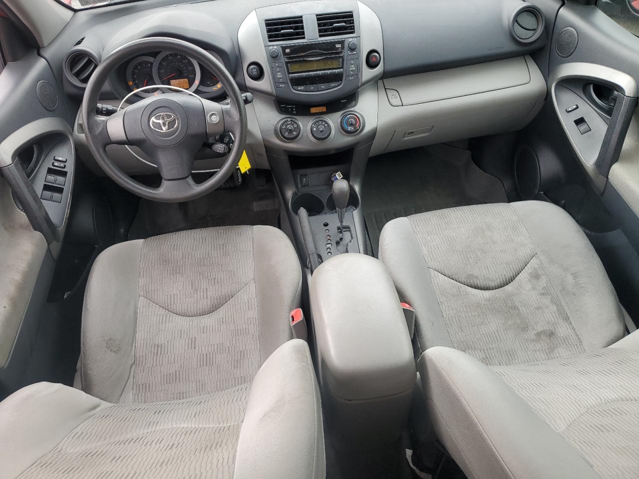 2010 Toyota RAV 4 - Image 8