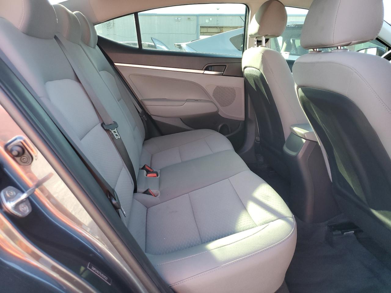 2020 Hyundai Elantra - Image 10