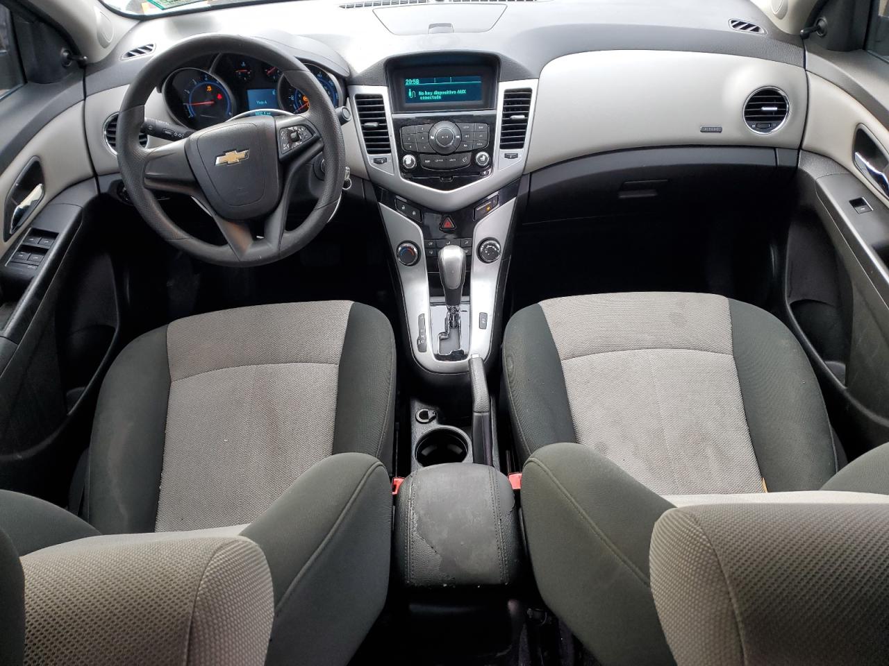 2011 Chevrolet Cruze - Image 8