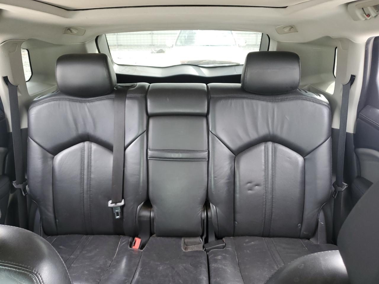 2010 Cadillac SRX - Image 10