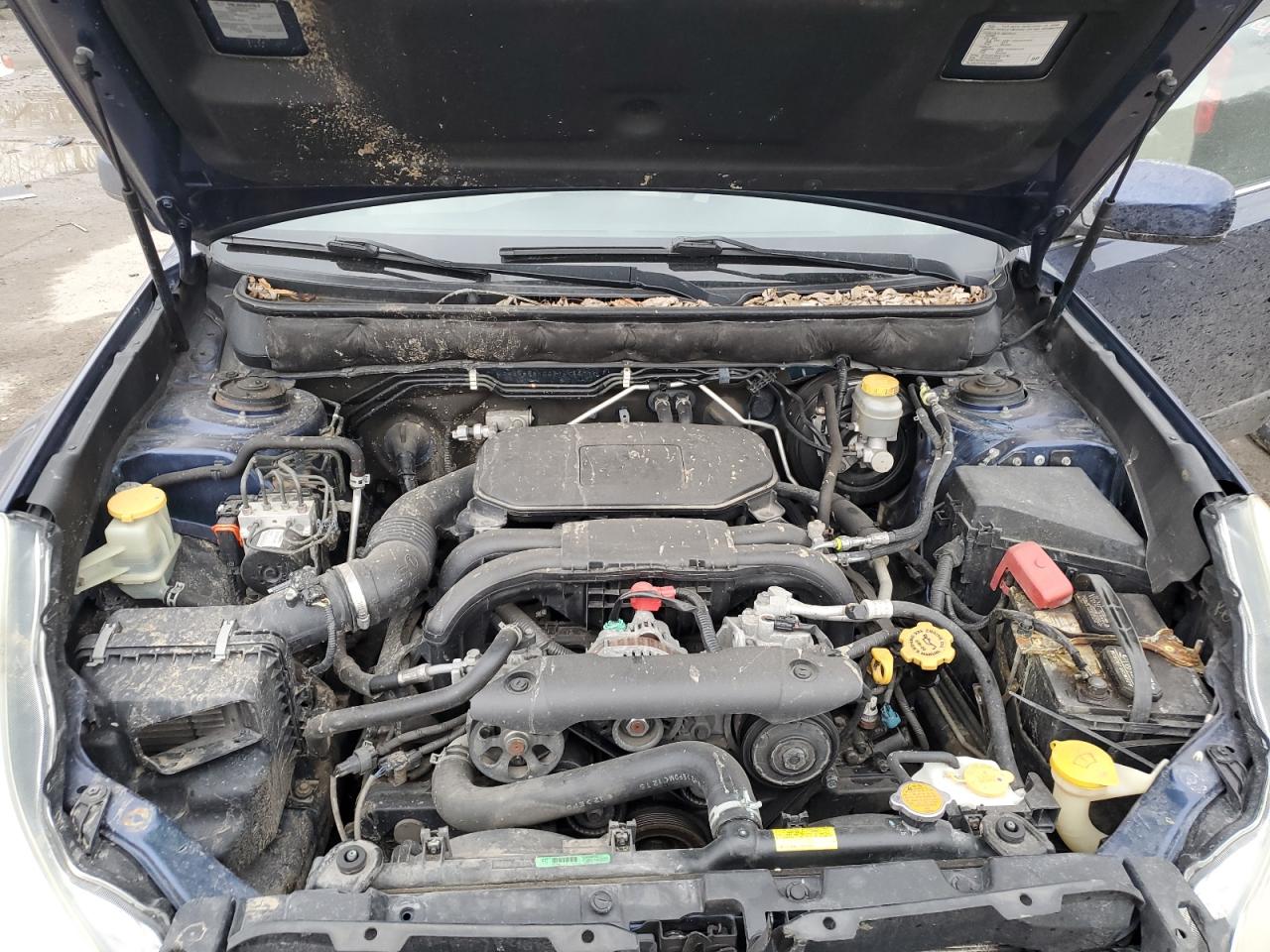 2011 Subaru Outback - Image 12