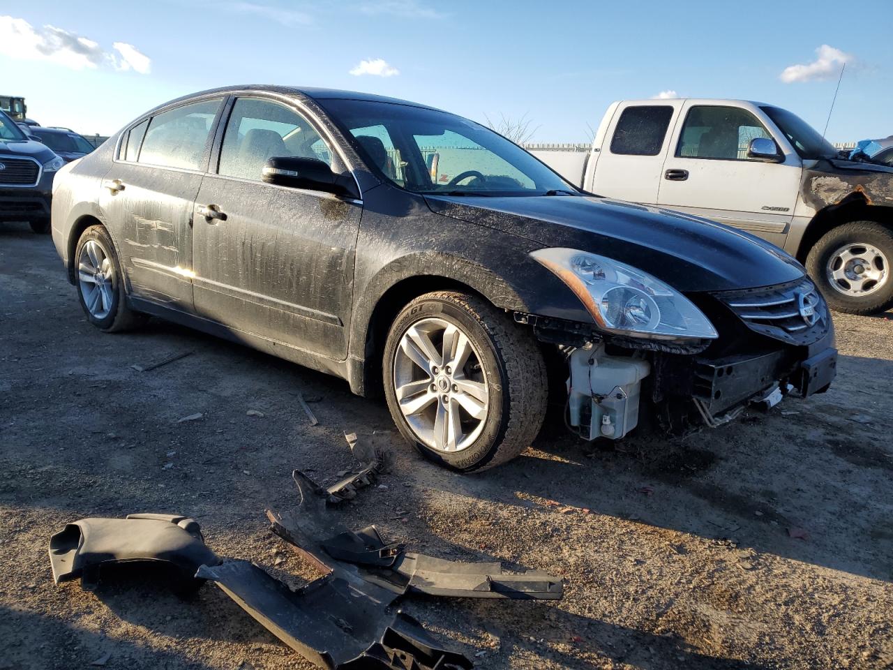 2010 Nissan Altima - Image 4