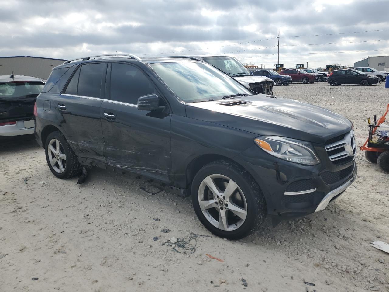 2018 Mercedes-Benz GLE - Image 4