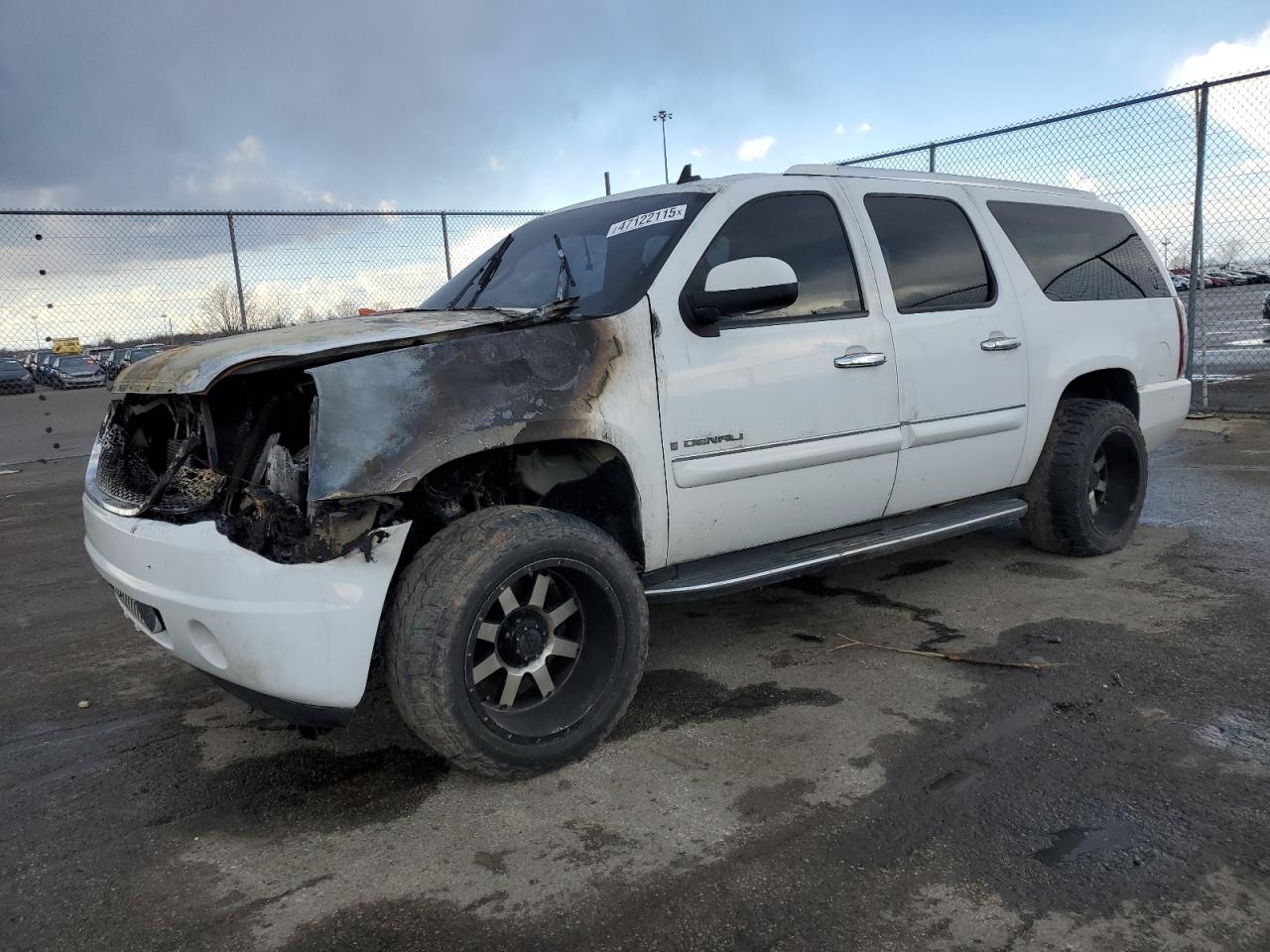 2007 GMC Yukon - Image 1