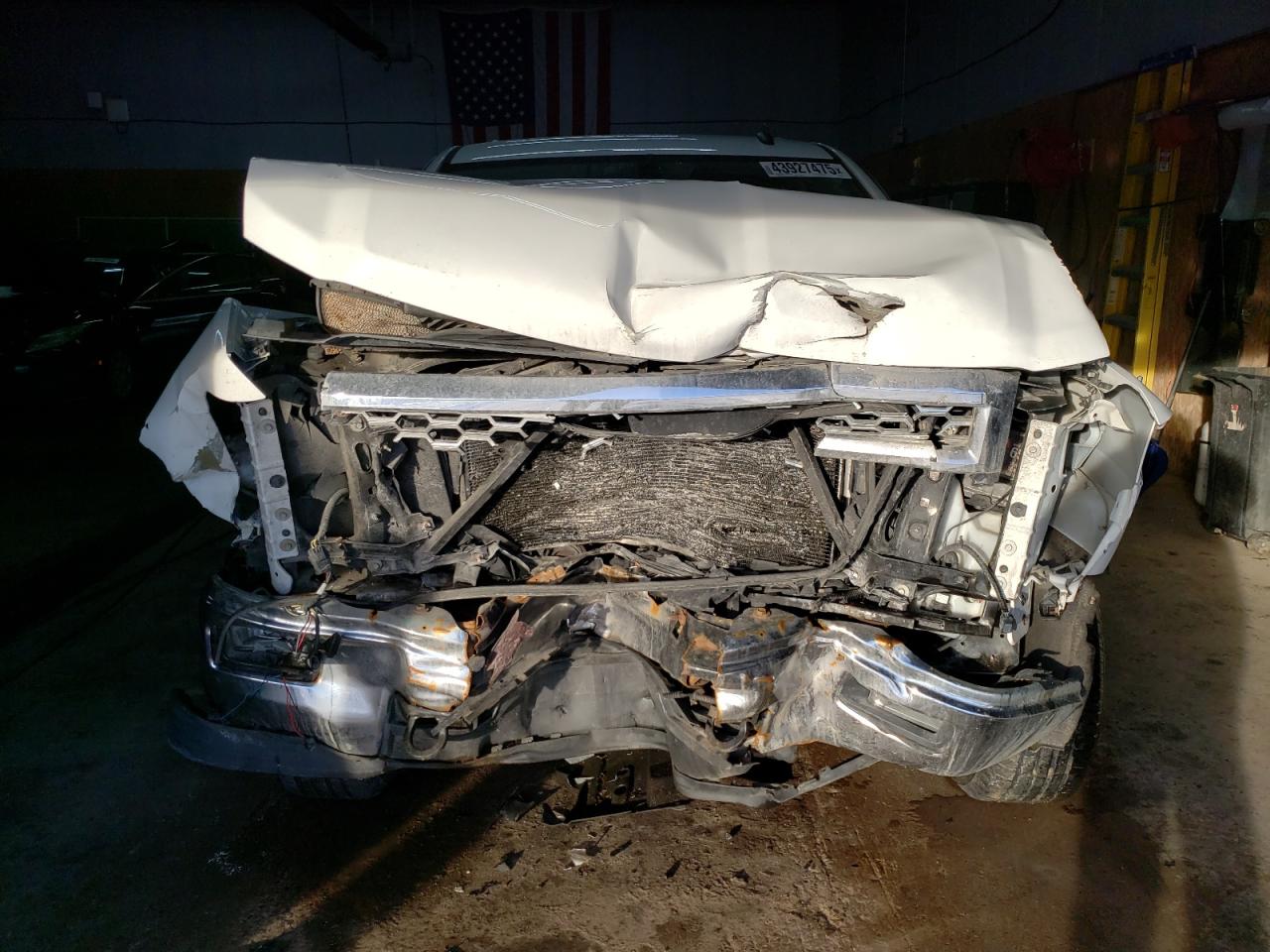 2014 Chevrolet Silverado - Image 5