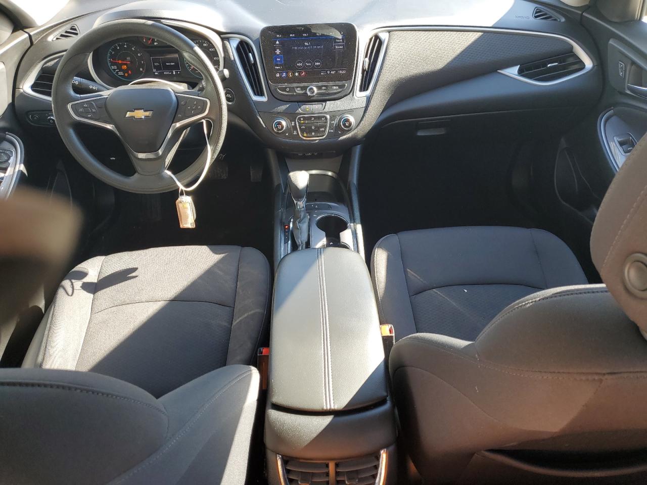 2022 Chevrolet Malibu - Image 8