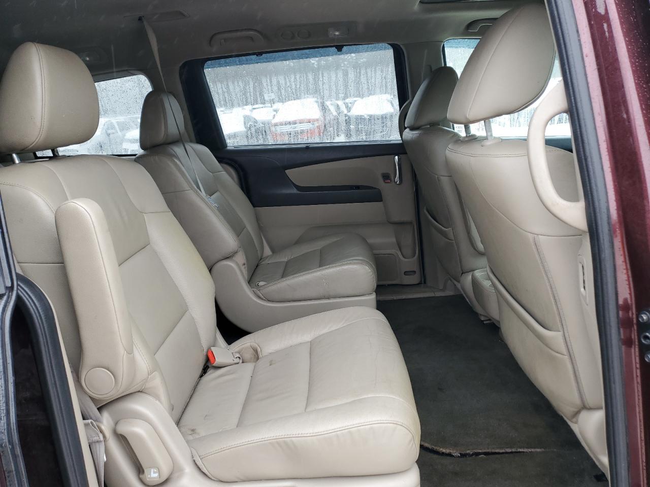 2014 Honda Odyssey - Image 11