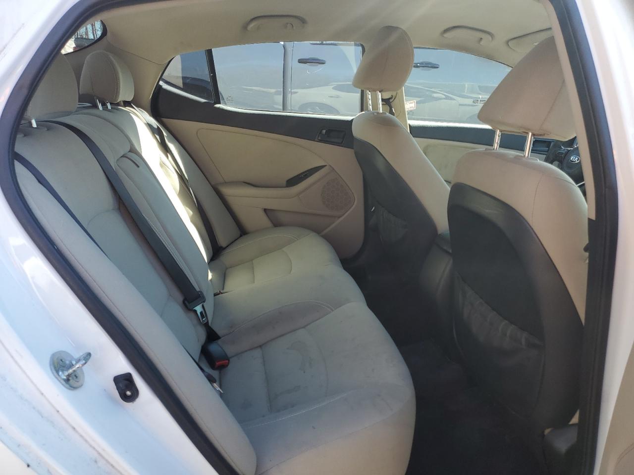 2014 Kia Optima - Image 10