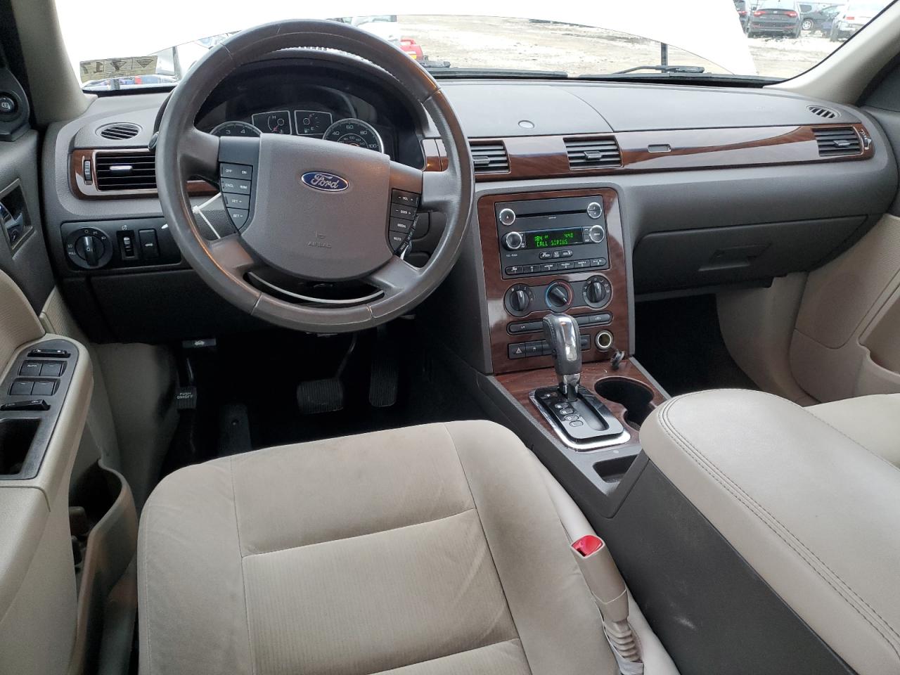 2008 Ford Taurus - Image 8