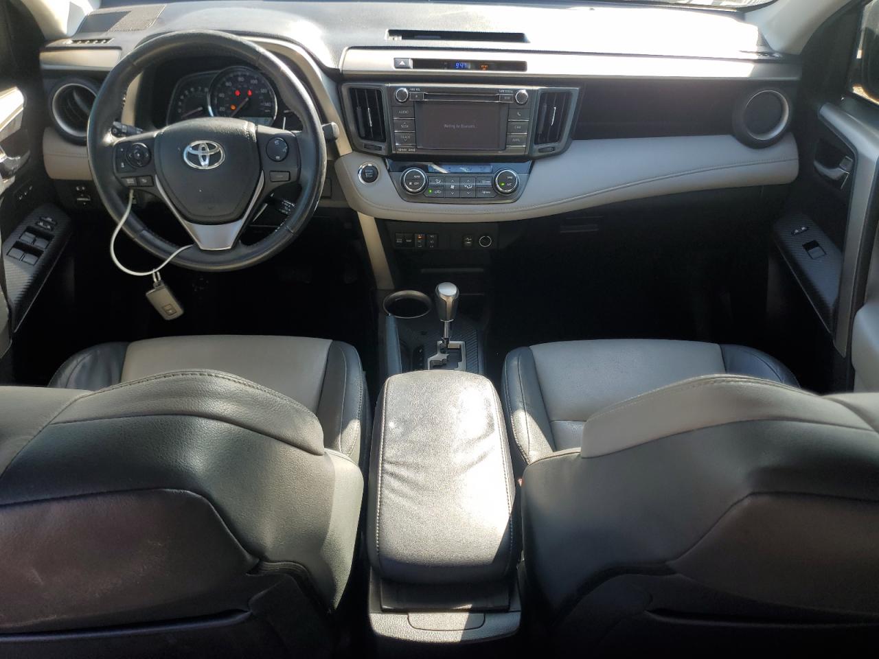 2013 Toyota RAV 4 - Image 8