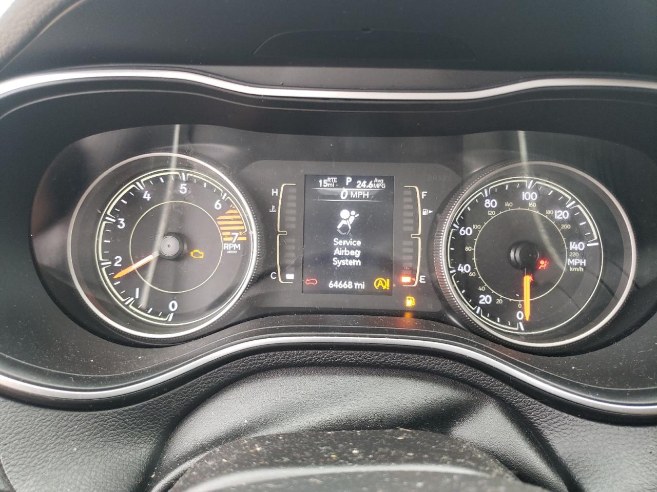 2019 Jeep Grand Cherokee - Image 9