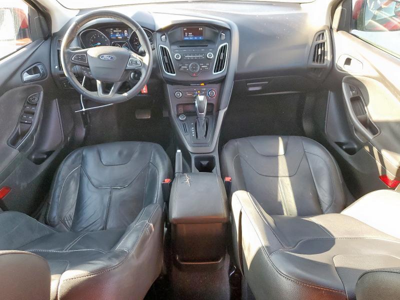  FORD FOCUS 2015 Червоний