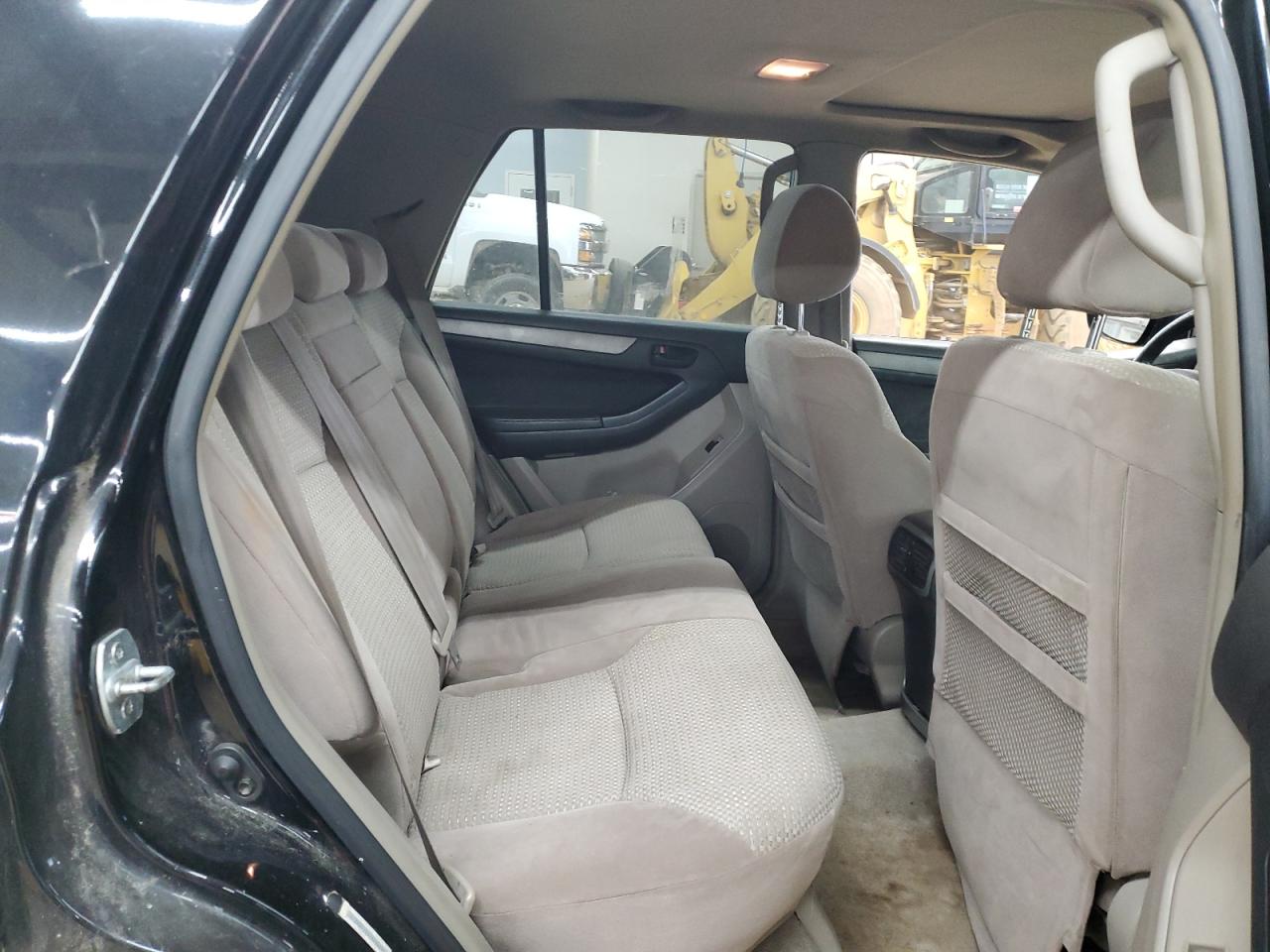 2005 Toyota 4Runner - Image 11