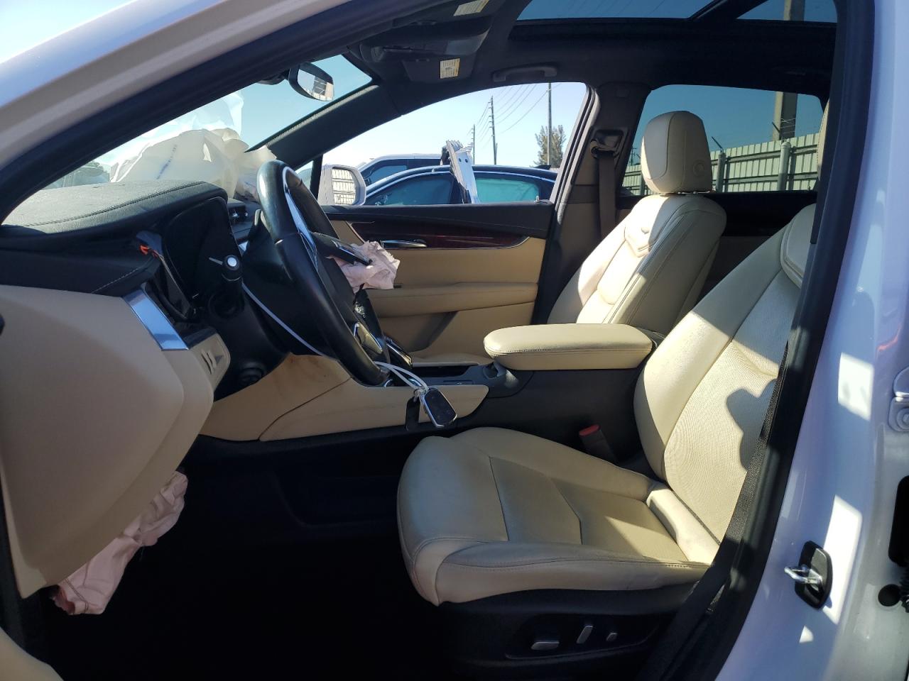 2019 Cadillac XT5 - Image 7