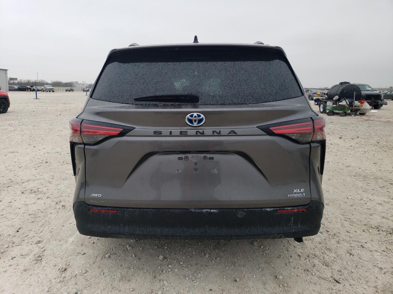2022 Toyota Sienna Xle VIN: 5TDJSKFC3NS072682 Lot: 44154875