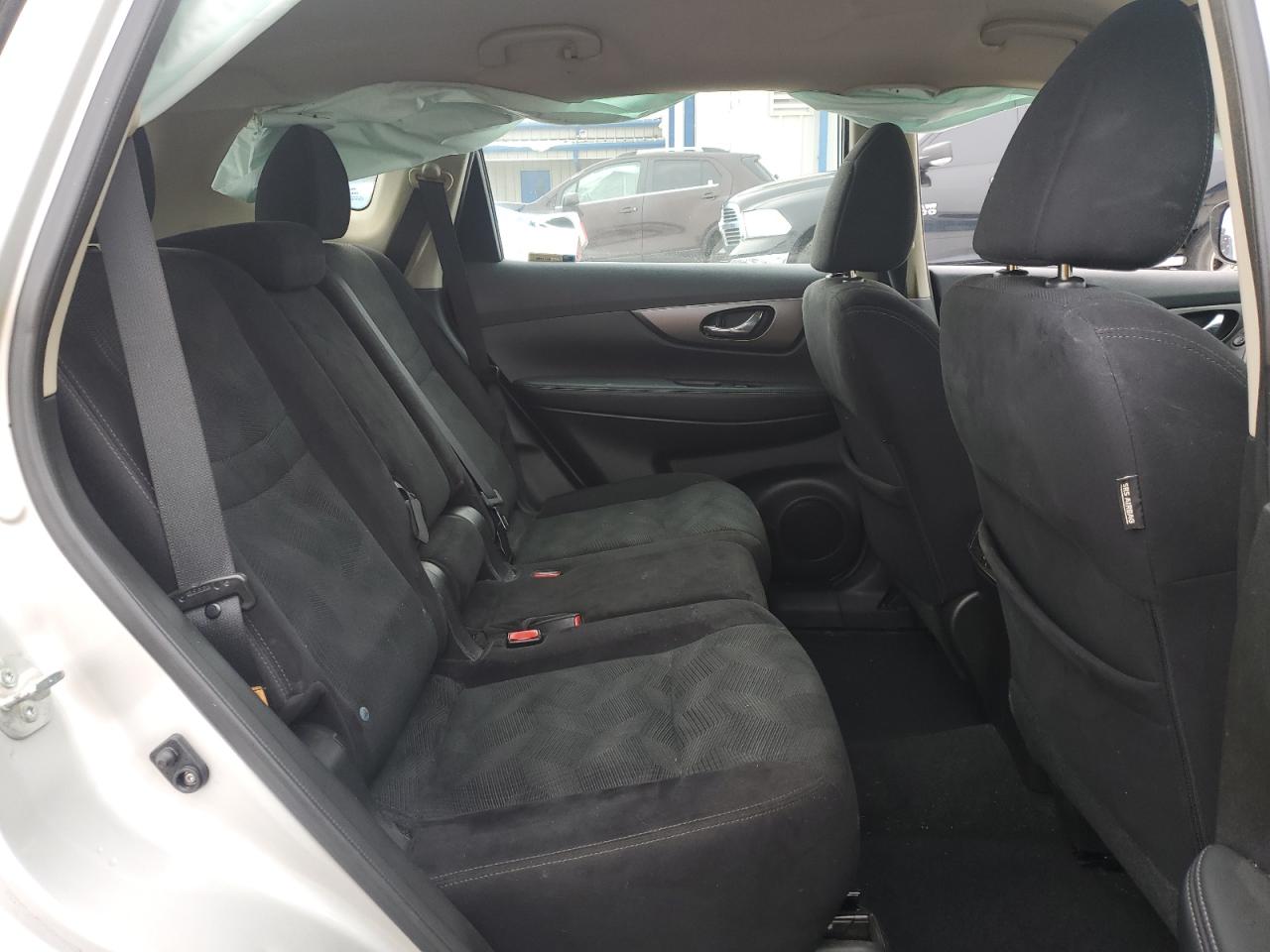 2014 Nissan Rogue - Image 11