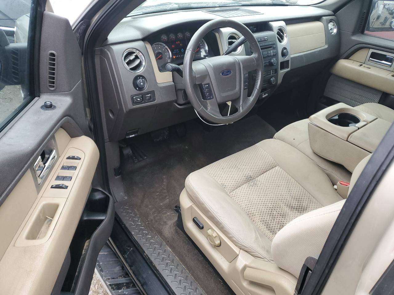 2010 Ford F-150 - Image 8