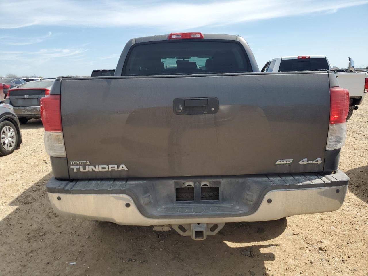 2012 Toyota Tundra - Image 6