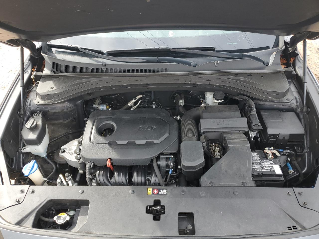 2020 Hyundai Santa Fe - Image 12