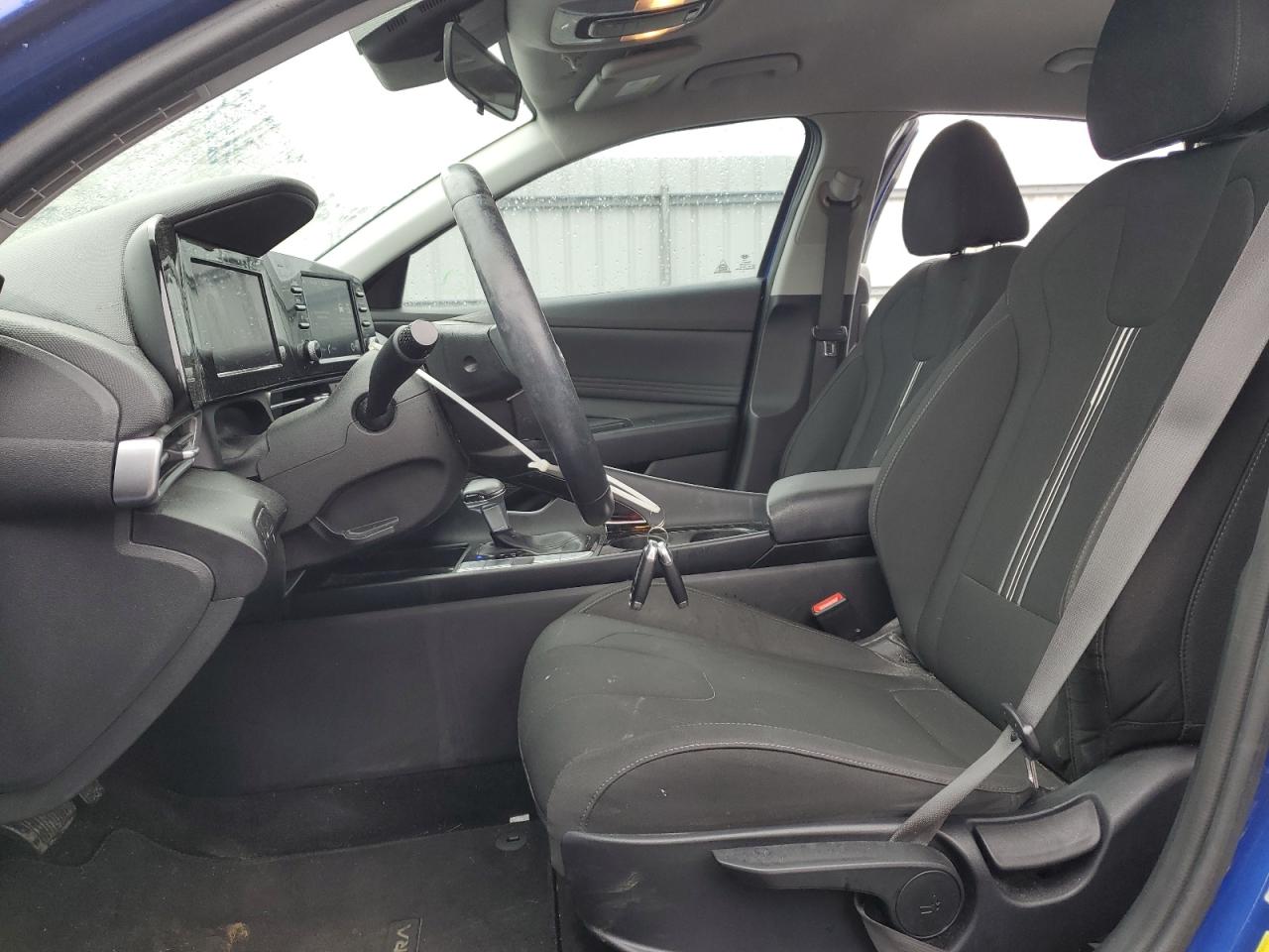 2021 Hyundai Elantra - Image 7