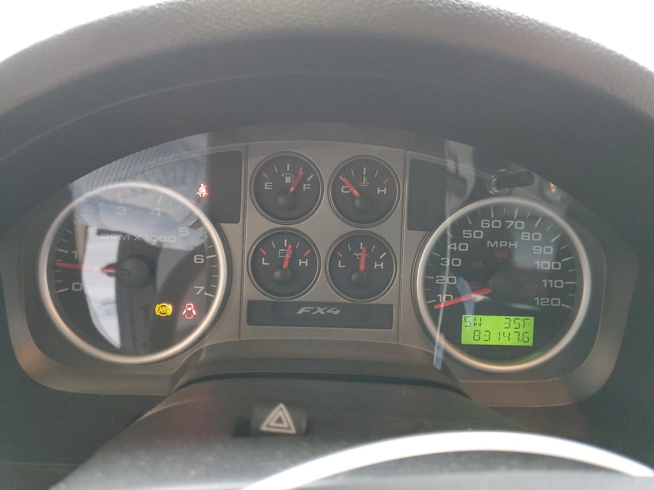 2004 Ford F-150 - Image 9