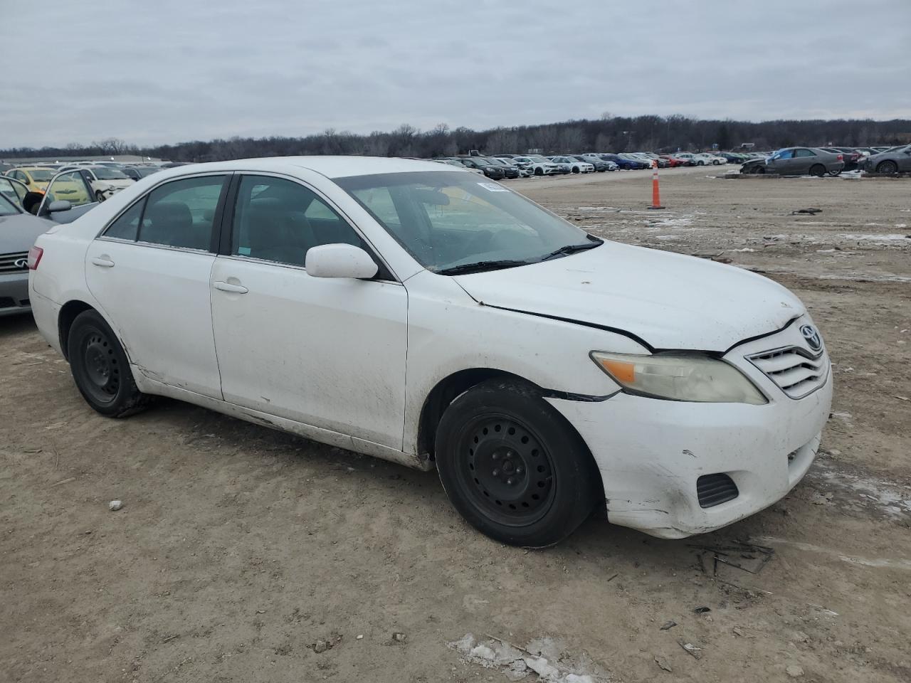 2011 Toyota Camry - Image 4