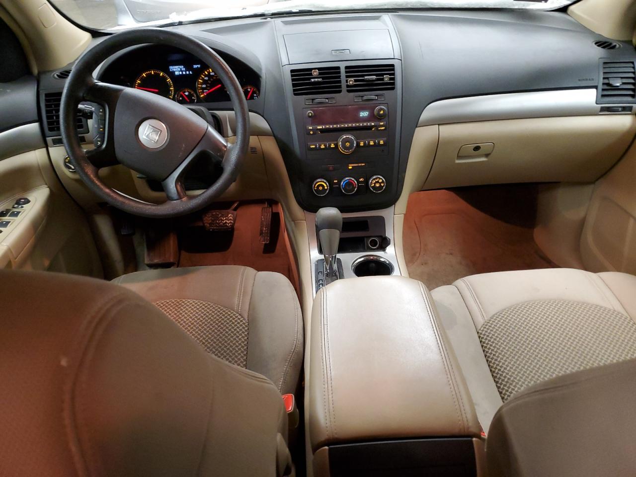 2007 Saturn Outlook - Image 8
