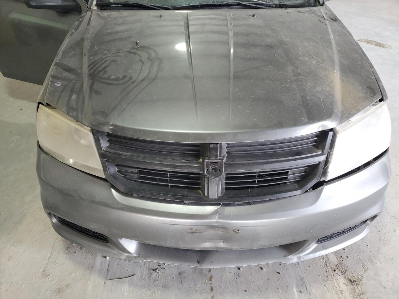 2013 Dodge Avenger - Image 11