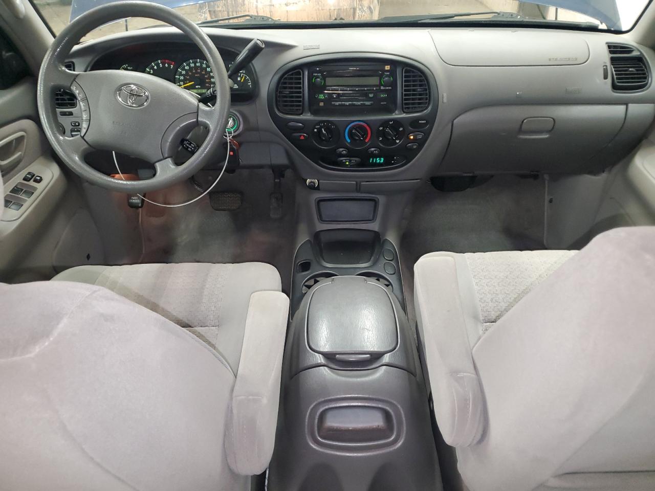2004 Toyota Tundra - Image 8