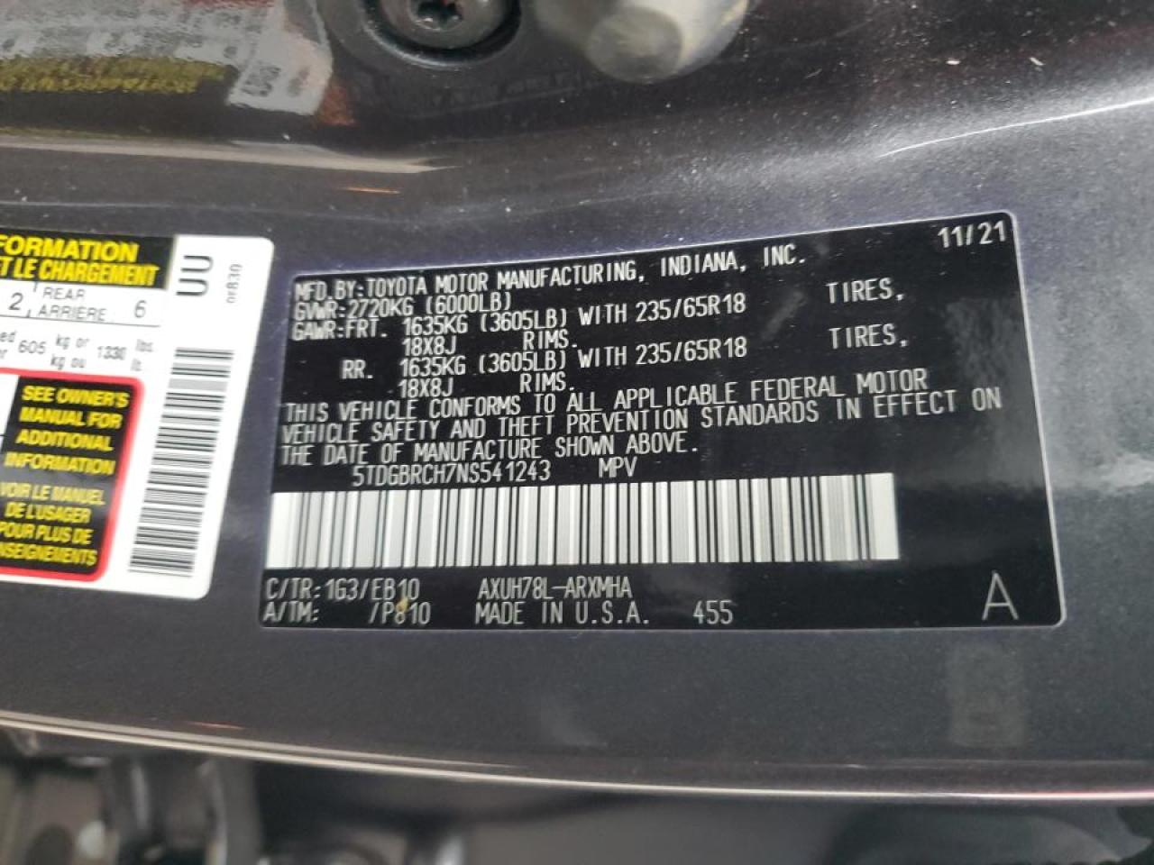 2022 Toyota Highlander - Image 14