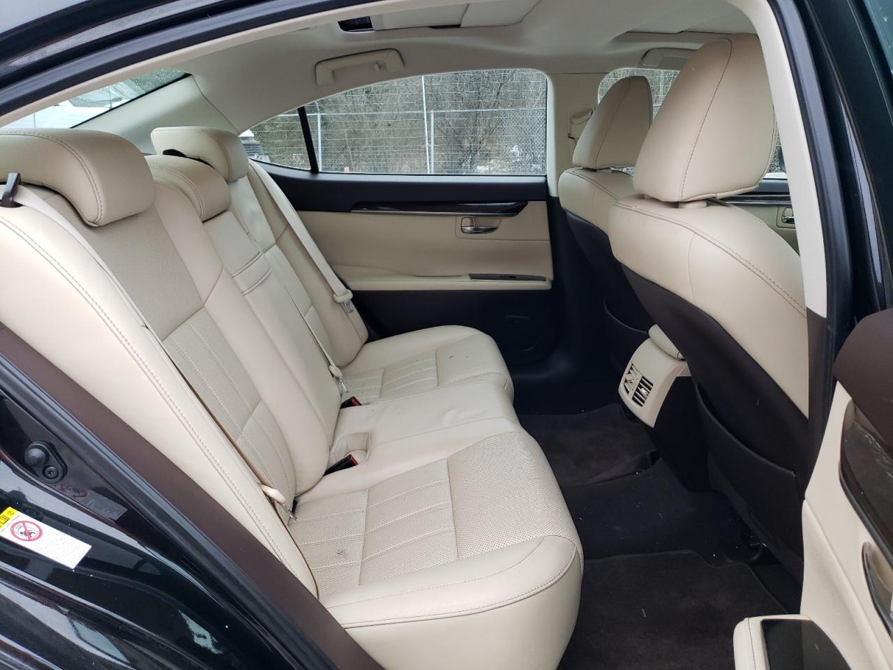2018 Lexus ES - Image 10