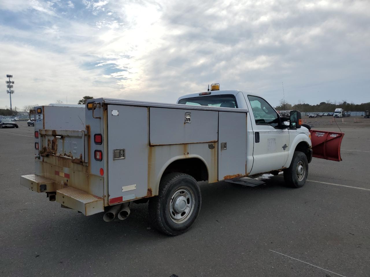 2011 Ford F350 - Image 4