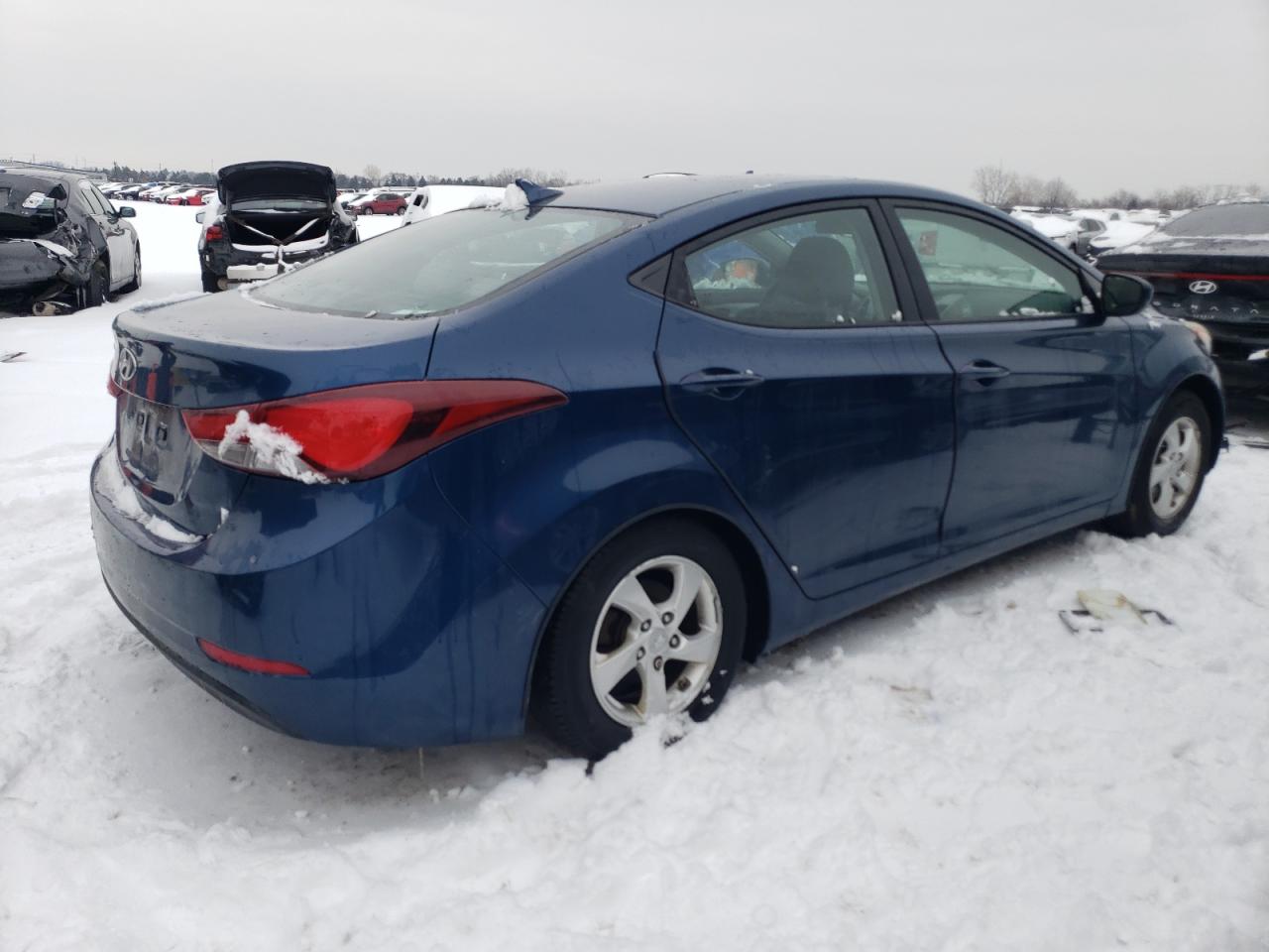 2015 Hyundai Elantra - Image 3
