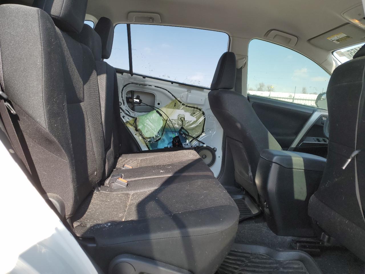 2017 Toyota RAV 4 - Image 10
