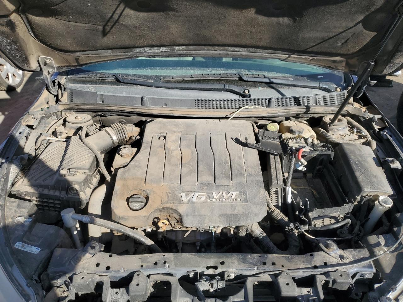 2010 Buick LaCrosse - Image 11