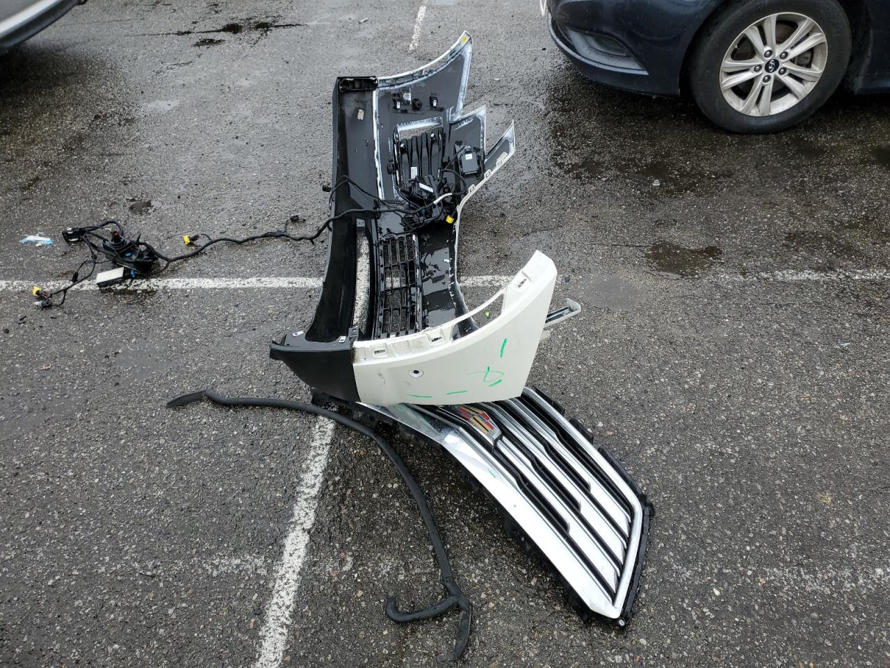 2018 Cadillac XT5 - Image 13