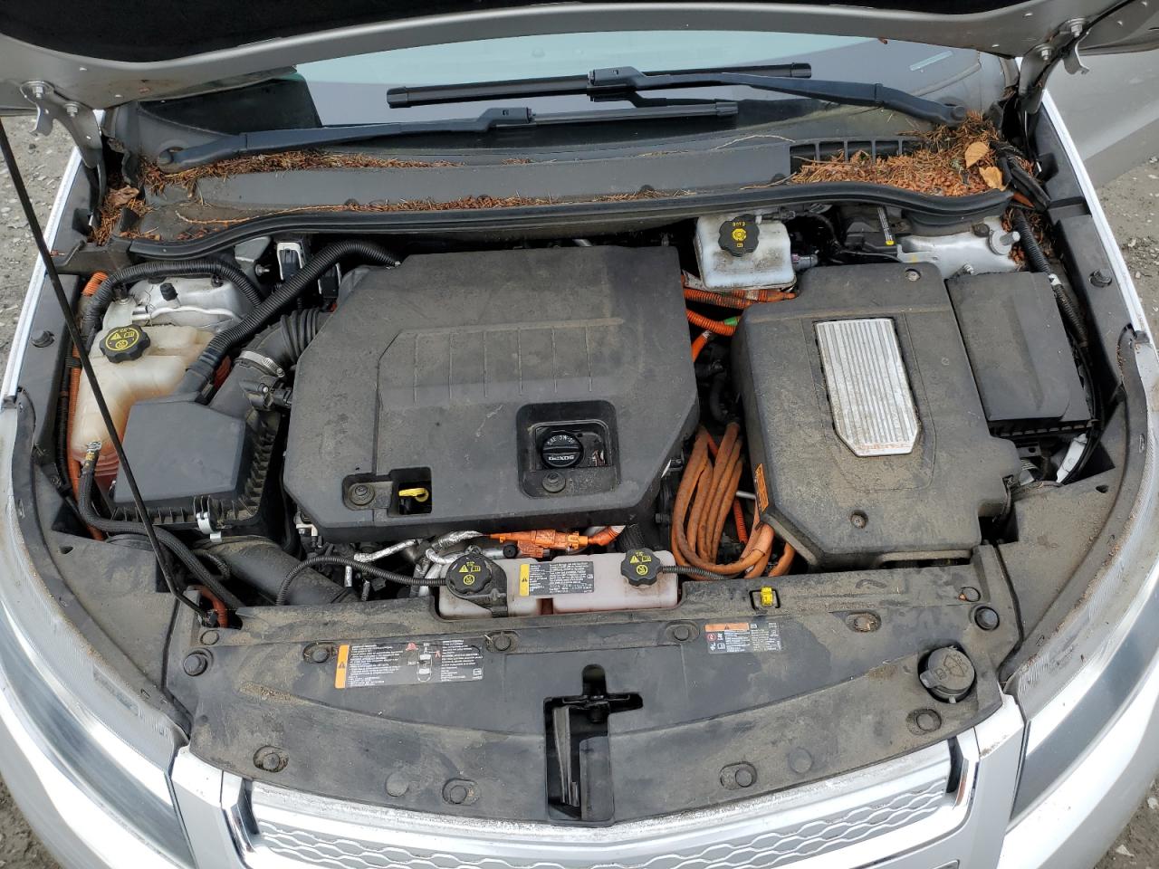 2014 Chevrolet Volt - Image 11