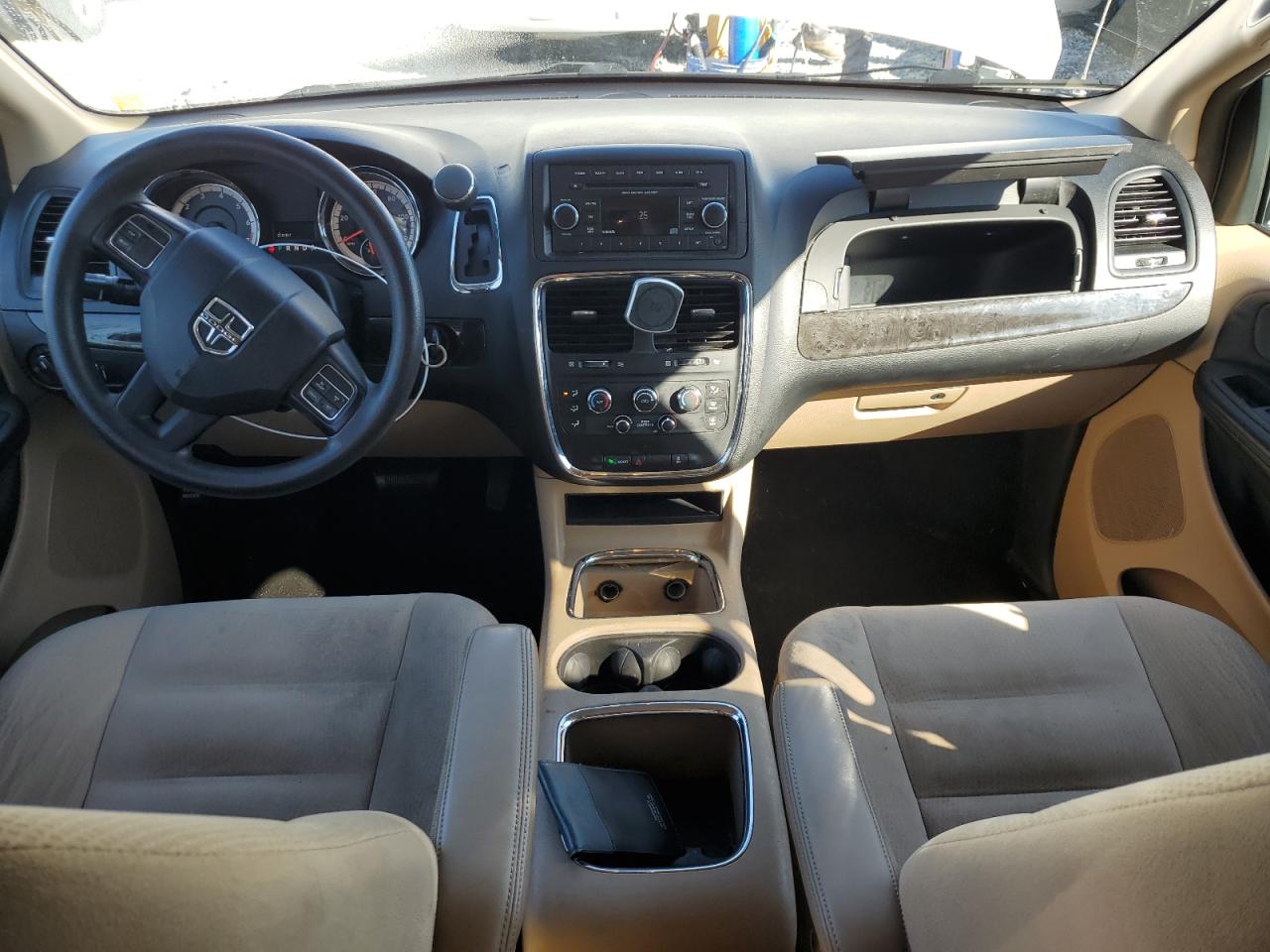 2016 Dodge Caravan - Image 8