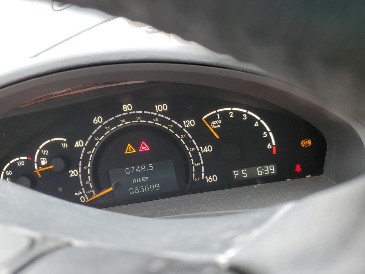 2005 Mercedes Benz 500S VIN: WDBG84J15A451327 Lot: 43912575