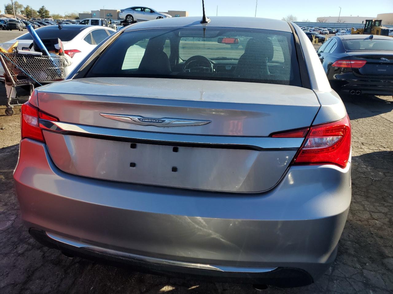 2014 Chrysler 200 - Image 6