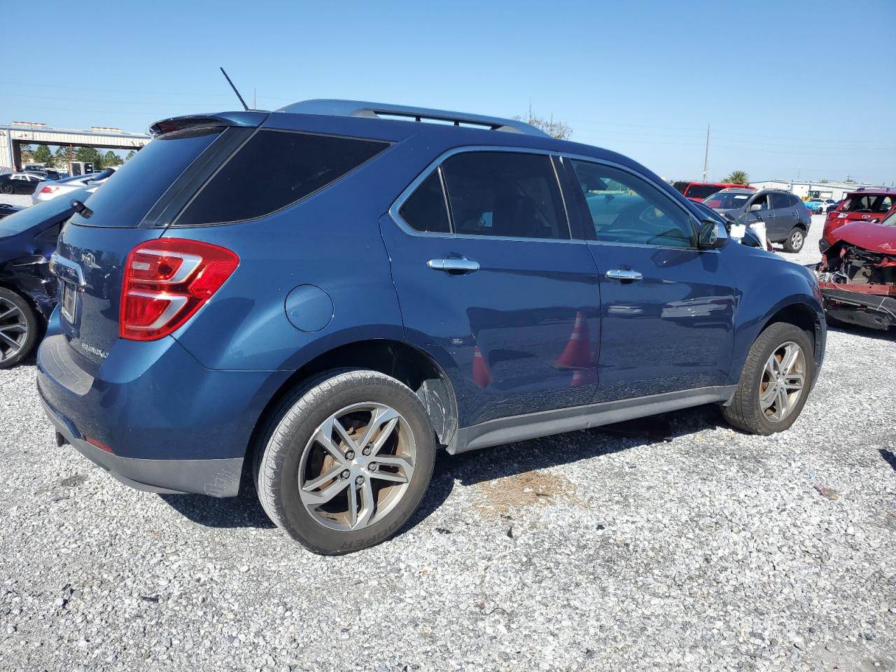 2016 Chevrolet Equinox - Image 3
