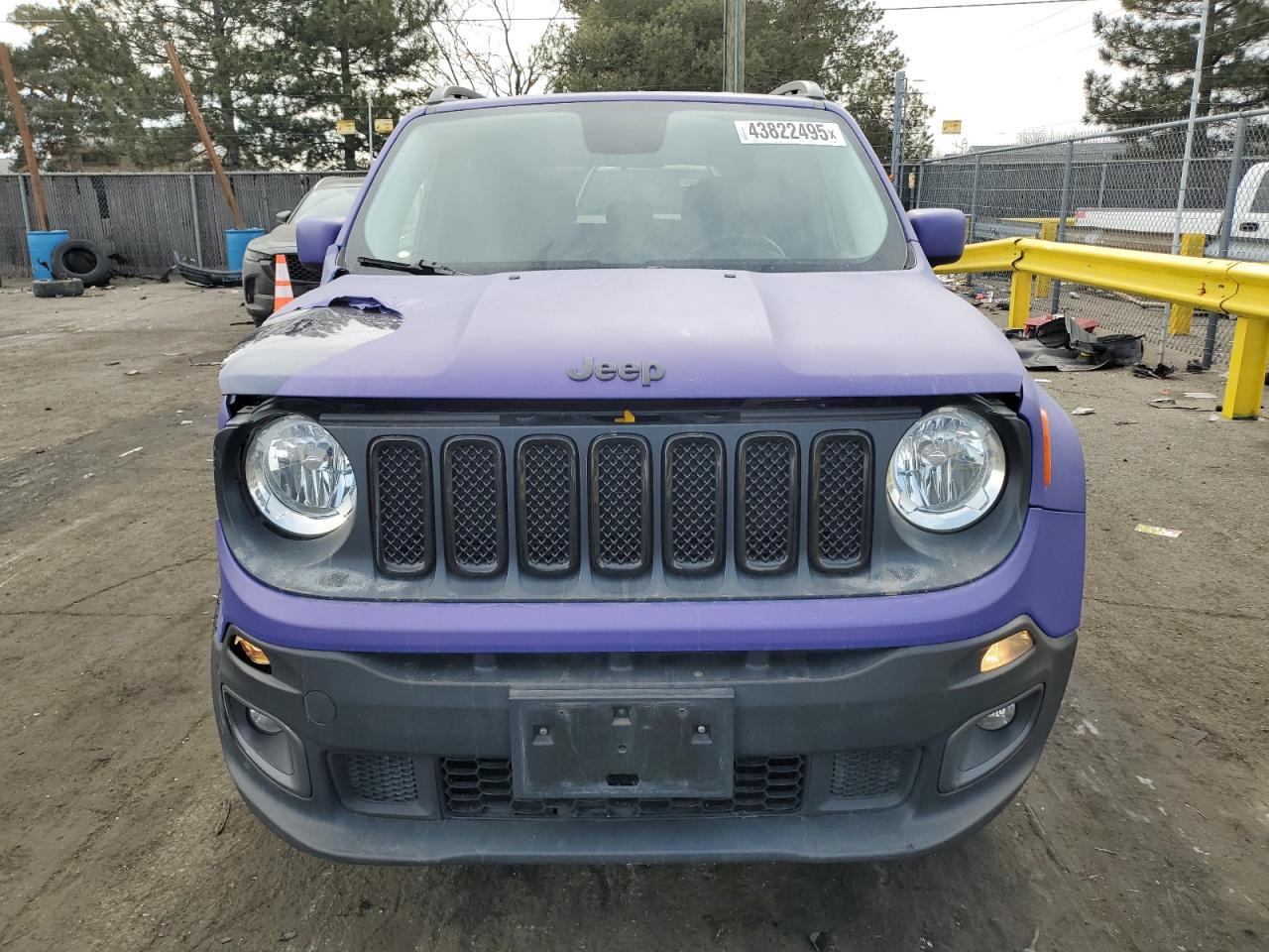 2016 Jeep Renegade - Image 5