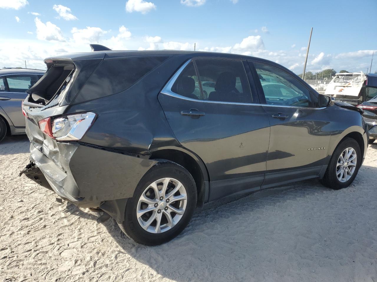 2018 Chevrolet Equinox - Image 3