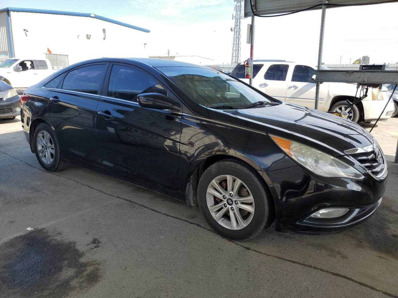 2013 Hyundai Sonata - Image 4